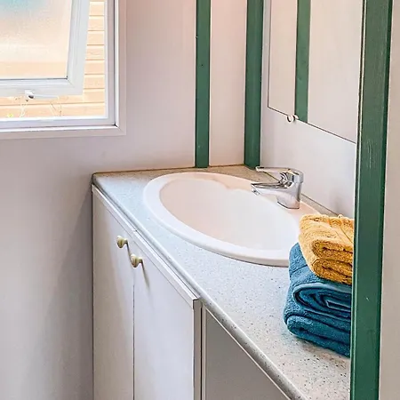 Cozy Home In La Faute-Sur-Mer لا فاوت سور مير